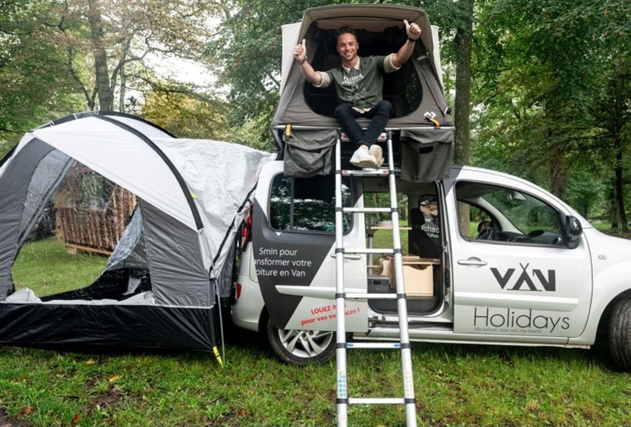 Roof tent and trunk tent VanHolidays